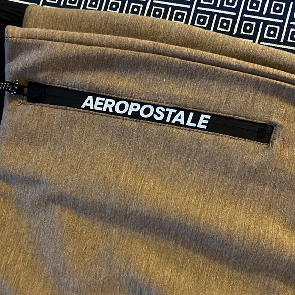 🏂 Aeropostale tan joggers size XL EUC - Picture 2 of 6